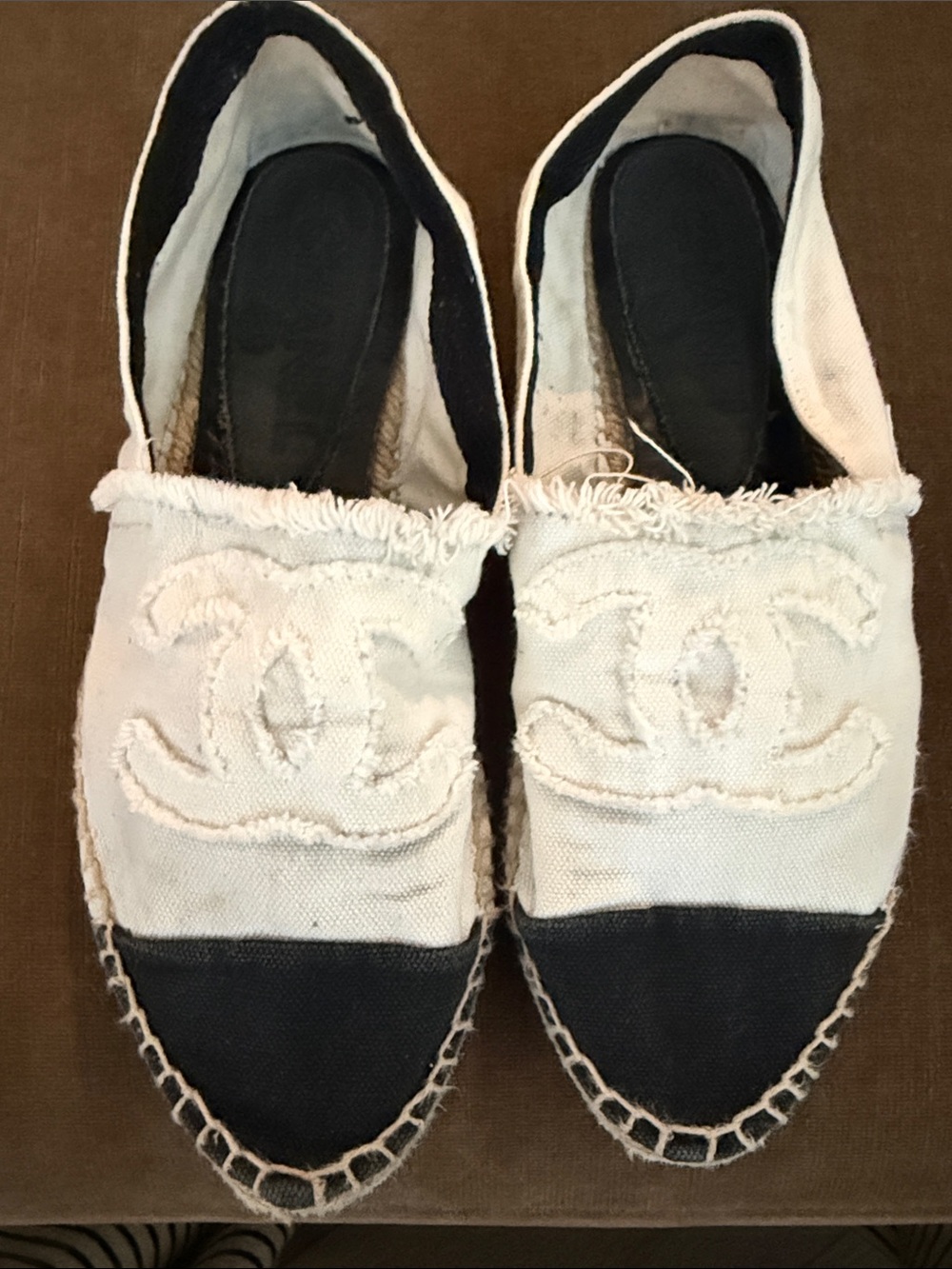 CHANEL White Canvas Espadrilles with Black Cap Toe and CC Logo